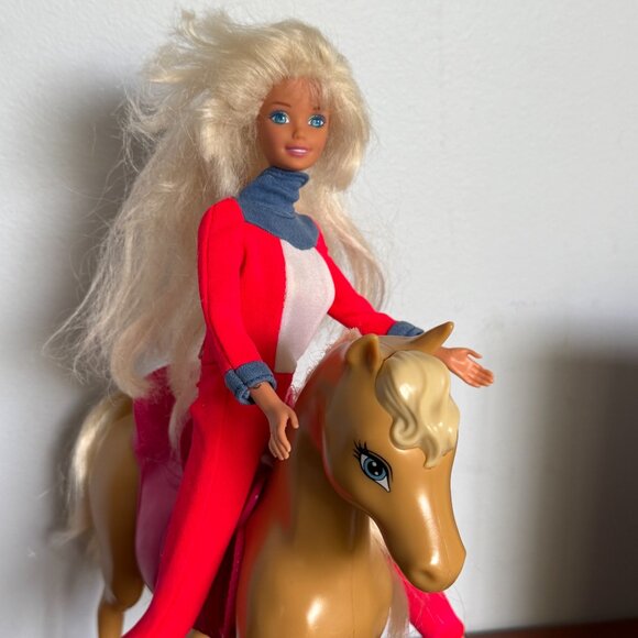 Vintage Olympic Barbie & Horse - Picture 3 of 11